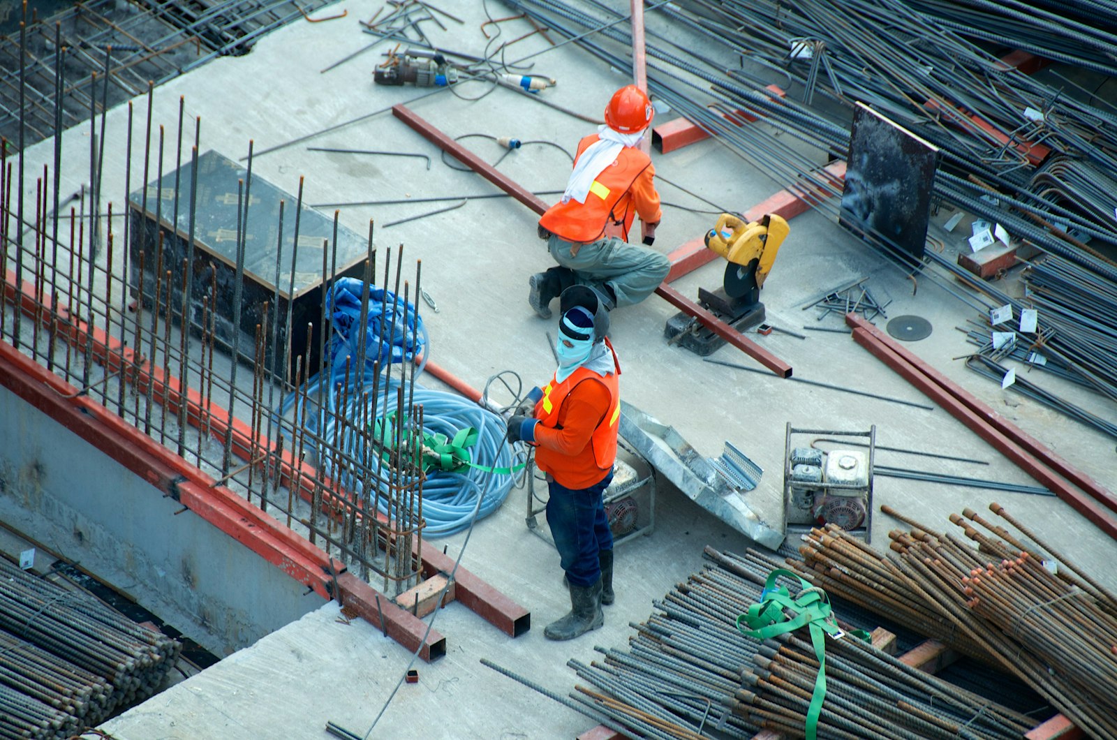 Reinforcement steelwork being fixed on a concrete frame